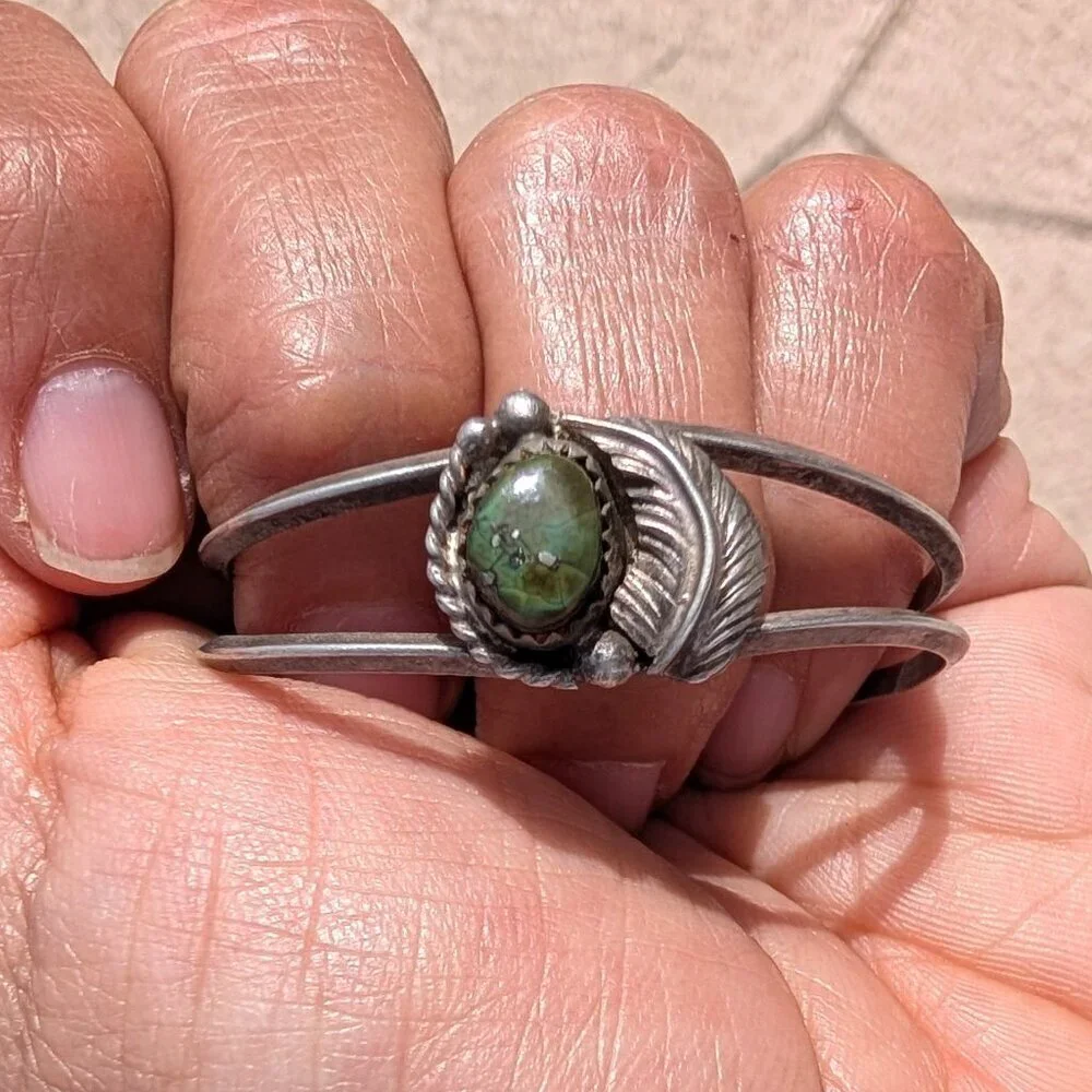 Navajo Sterling Silver & Turquoise Kids cuff Open Bracelet Native American 6.7g